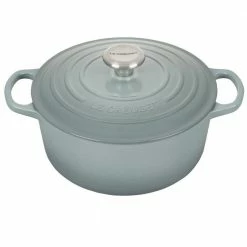 Brand new 💯 Le Creuset 4.5 Qt. Round Signature Dutch Oven With Stainless Steel Knob | Sea Salt 🔥