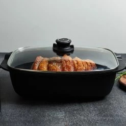 Wholesale 🛒 Swiss Diamond | XD Roaster With Lid - 13" X 8" (5.3 Quart) 👍 -Le Creuset Shop xd61033c v10